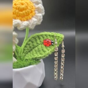 Vintage Sparkling Rhinestone Dangle Earrings in Silver